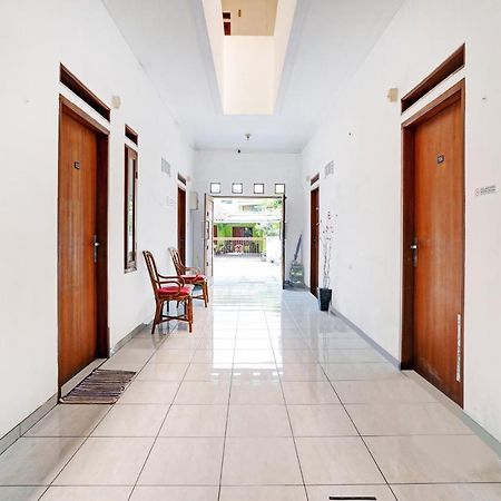 Oyo 1932 Srimahi Residence Μπαντούνγκ Εξωτερικό φωτογραφία