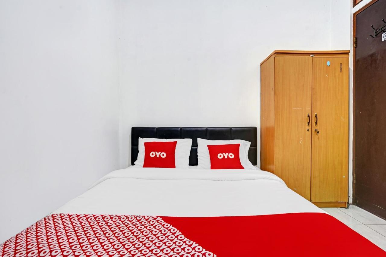 Oyo 1932 Srimahi Residence Μπαντούνγκ Εξωτερικό φωτογραφία